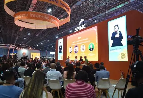 Web Summit Rio: Senac RJ encerra a programação do último dia com debate sobre os impactos da inovação nos negócios, na economia e nas habilidades humanas