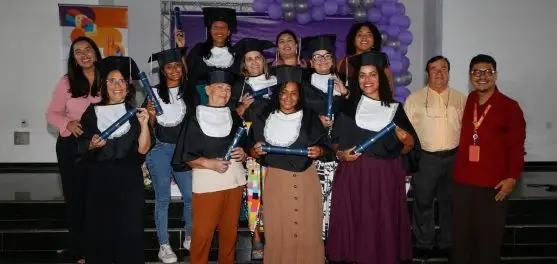 Secretaria da Mulher de Búzios celebra formatura de 134 alunas da Escola Móvel de Gastronomia do Senac RJ